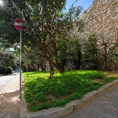 Del Colle דירה